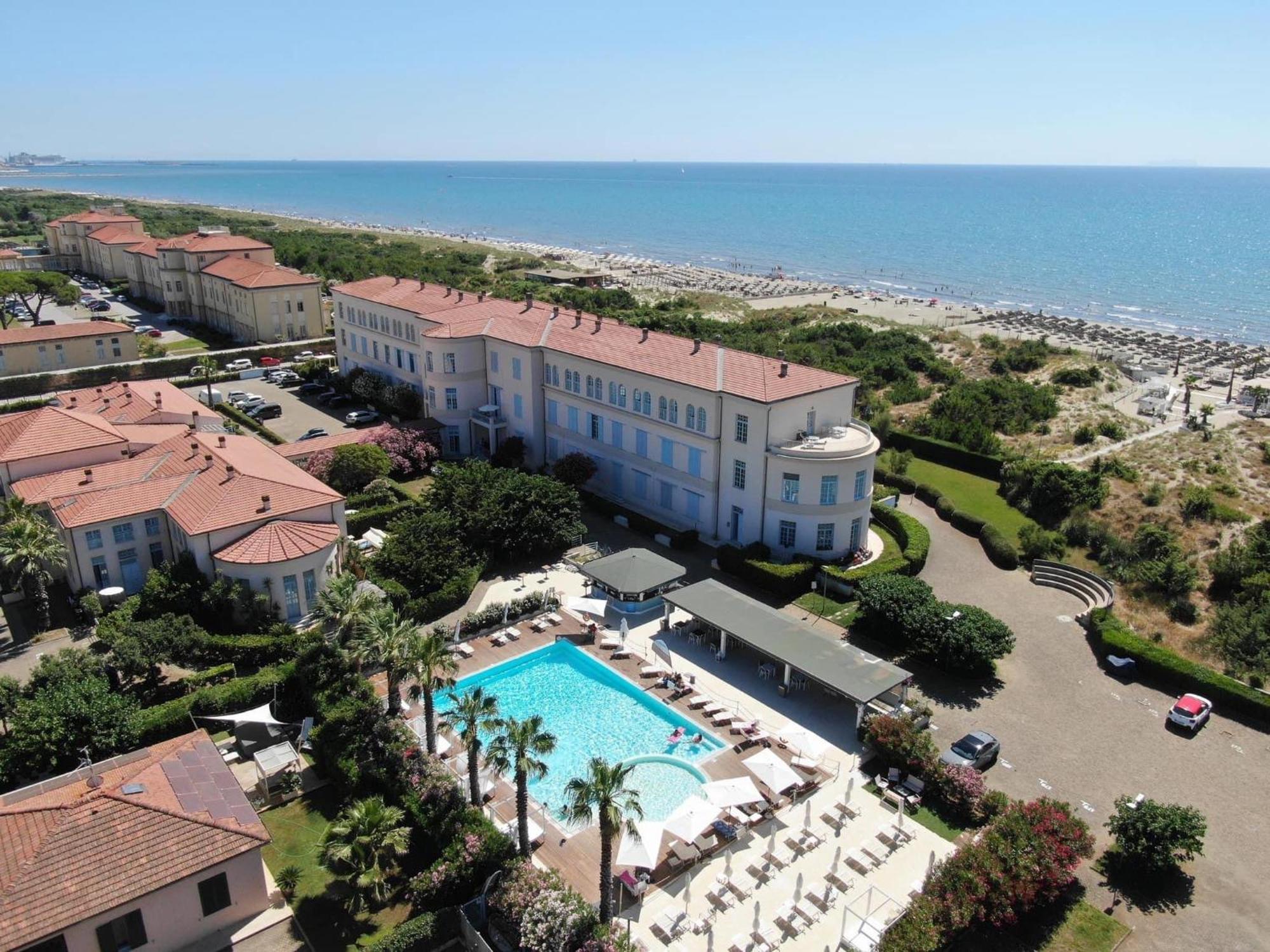 Principi Di Piemonte Apartment Tirrenia